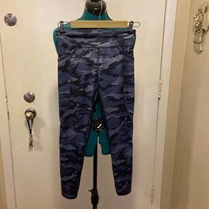 Kids Camino Print Leggings L(10-12) w/pockets Grey ATHLETIC WORKS